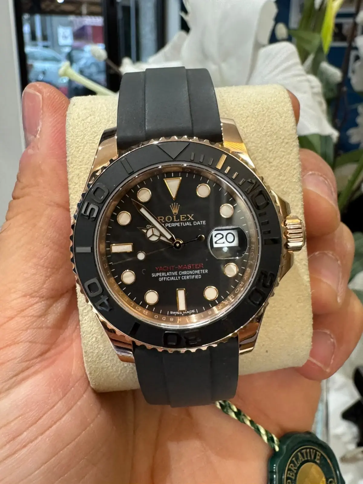 43fc821a-bad6-4bea-b2da-2357842b431c.jpg